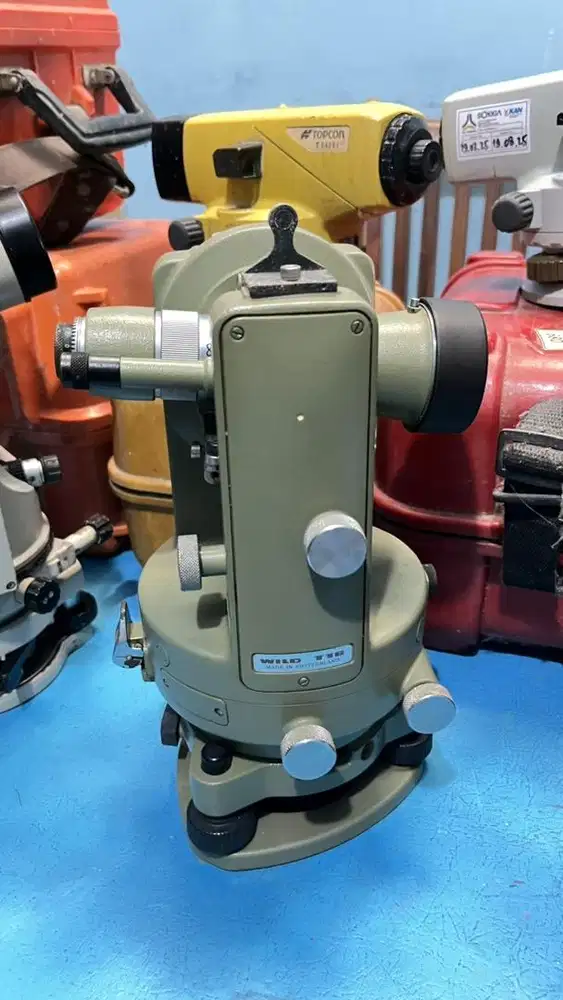 Digital Theodolitos Wild T16