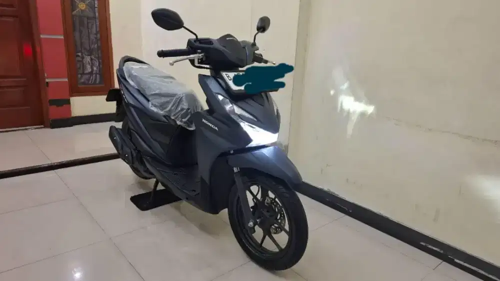 Beat deluxe 2025 kyless km 160.seperti motor baru. istimewa.bkn sccopy