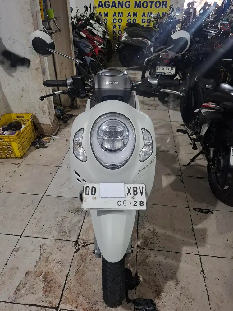 Honda Scoopy 110cc 2023 putih