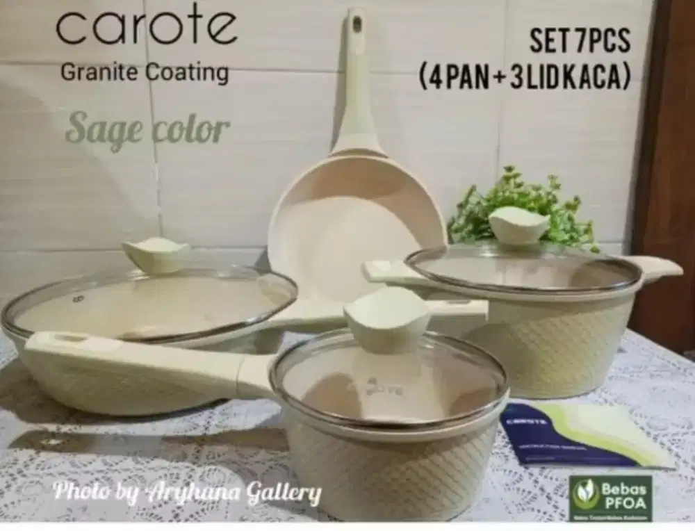 Satu Set Perlengkapan Masak Merek Carote