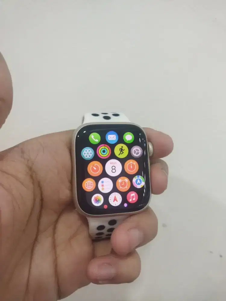 Apple Watch Series 7 45mm inter