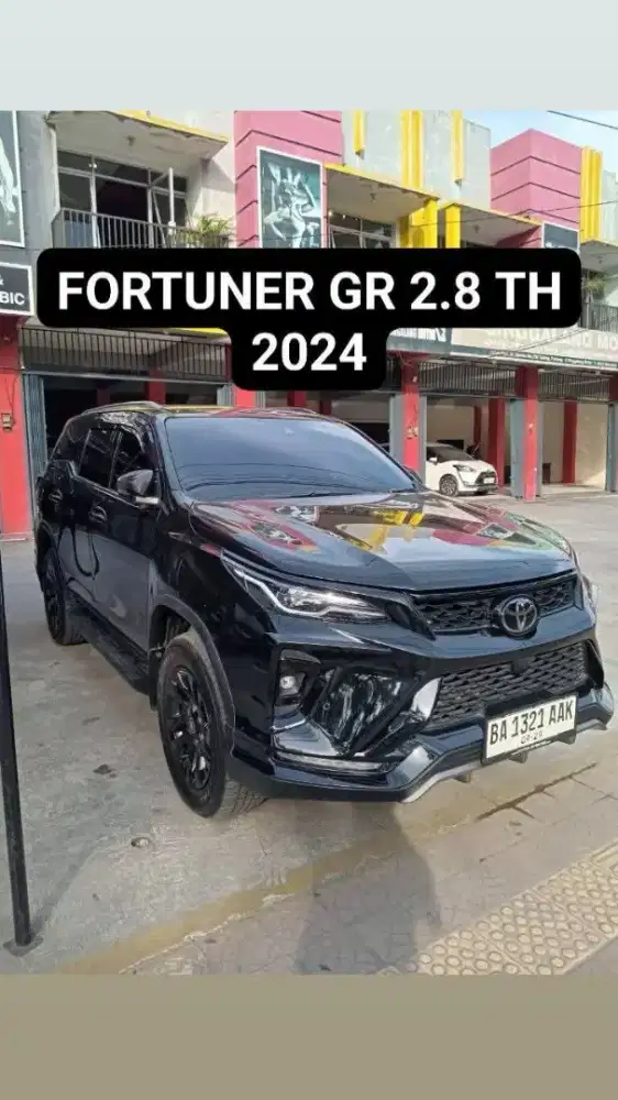TOYOTA FORTUNER GR 2.8 AT DIESEL 2024
