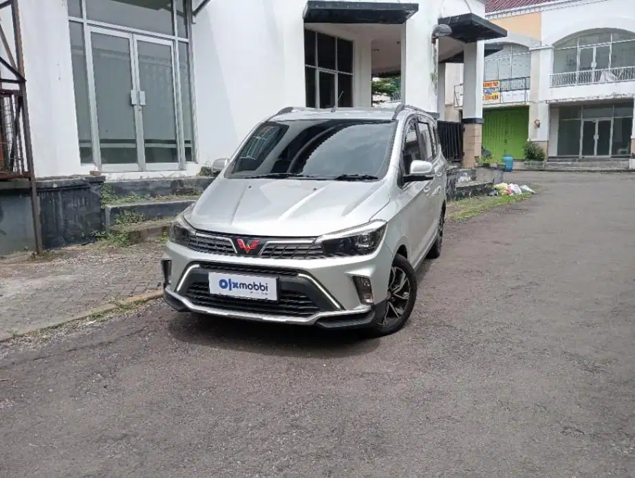 Like New - WULING CONFERO S 1.5 C BENSIN M/T 2022 SILVER