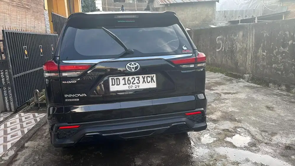 Innova zenix G non hybrid