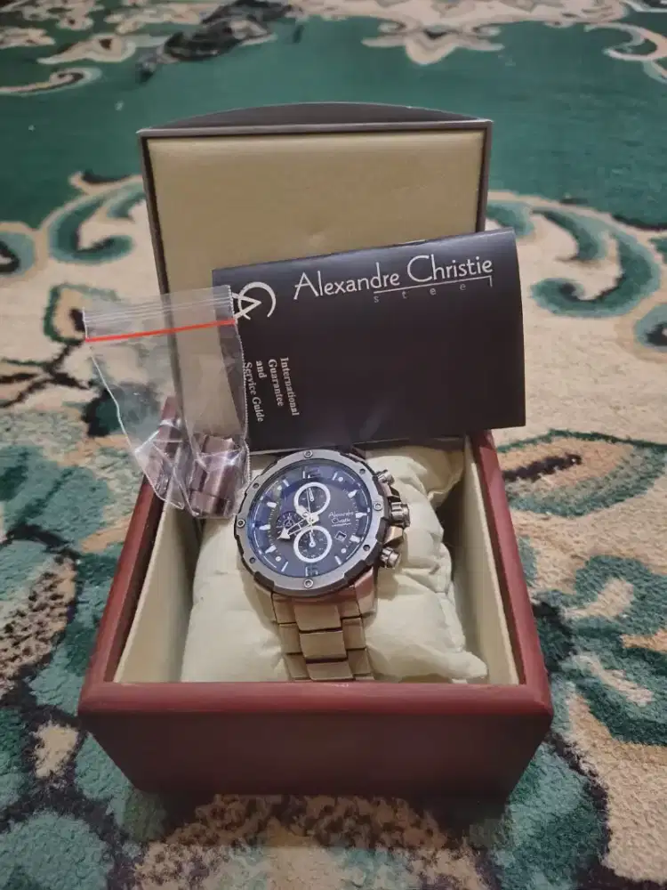 Di jual jam tangan alexandre christie
