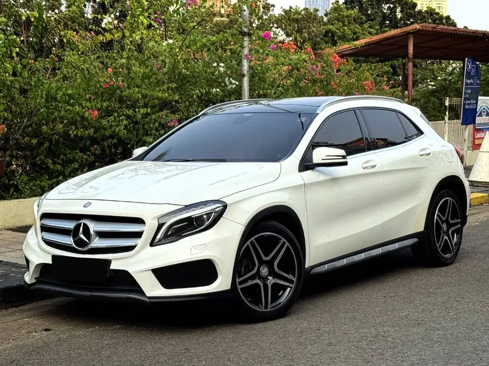 Mercedes Benz GLA200 Sport AMG 1.6 Turbo Bensin