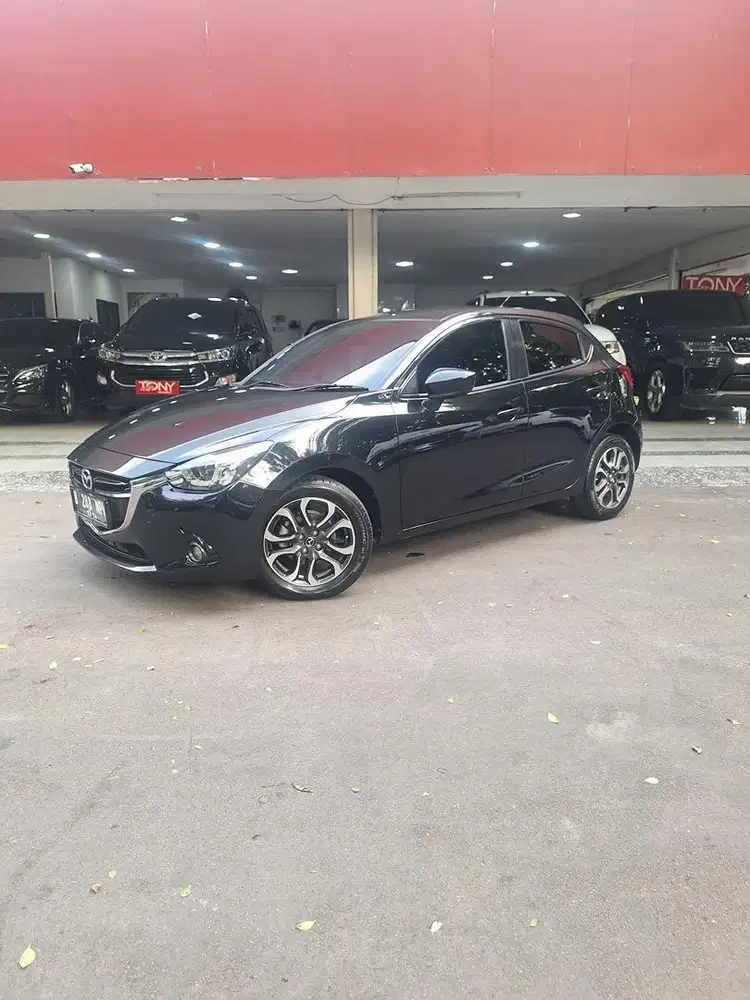 Mazda 2 1.5L R AT 2016 Hitam