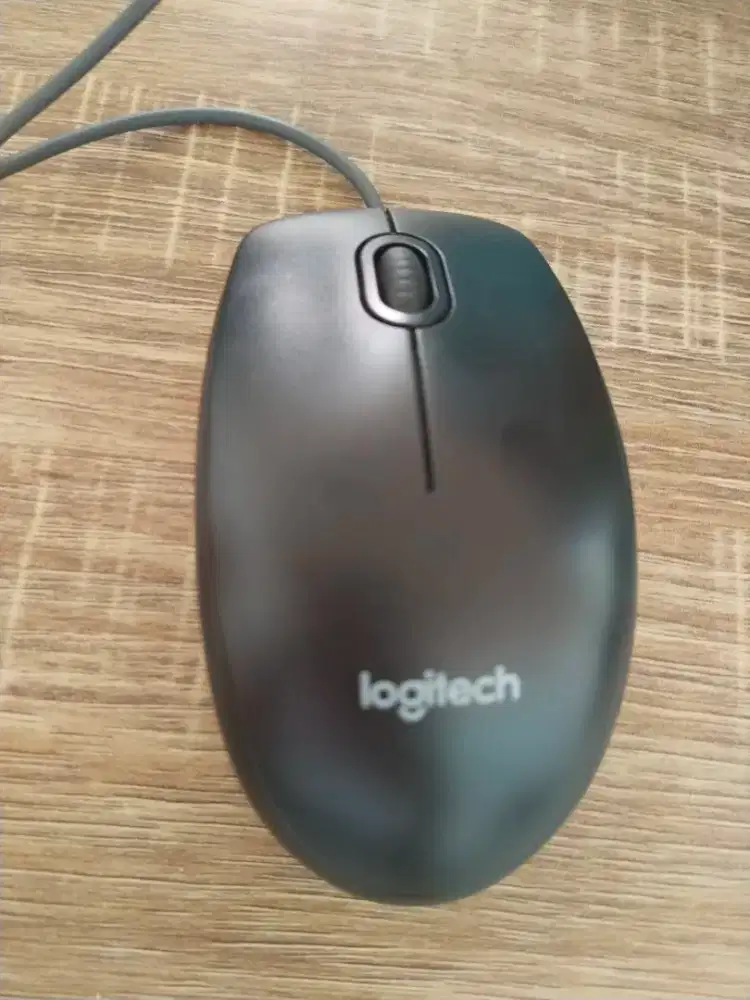 Mouse Kabel Logitech — Nyaman Dipakai & Responsif