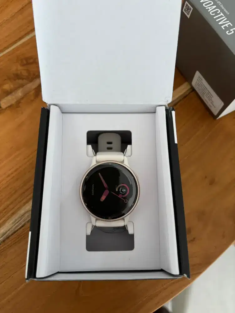 Garmin vivoactive 5 health and fitness gps smartwatch