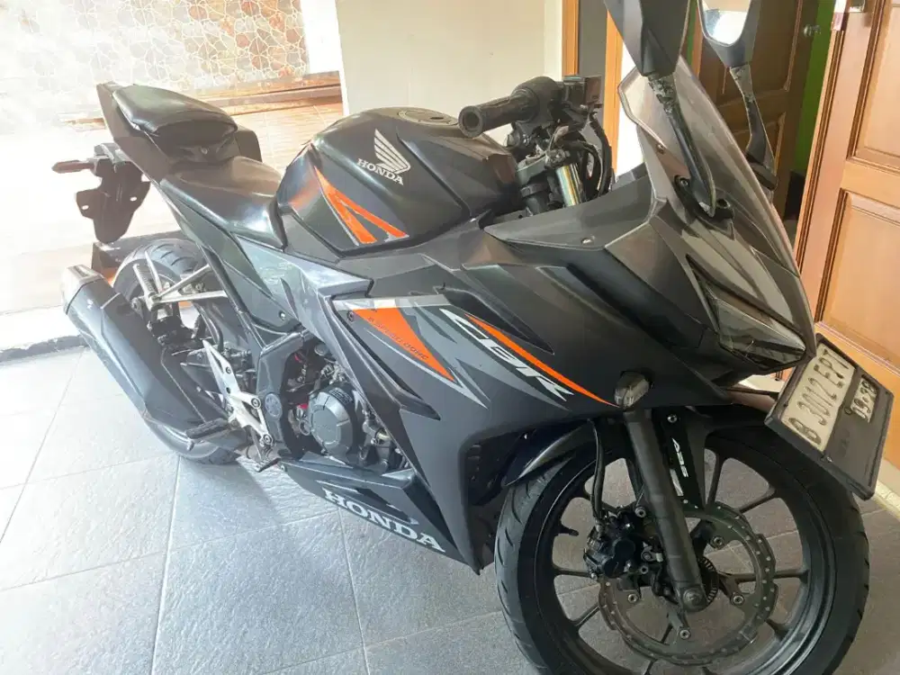 CBR 2019 ABS PAJAK HIDUP