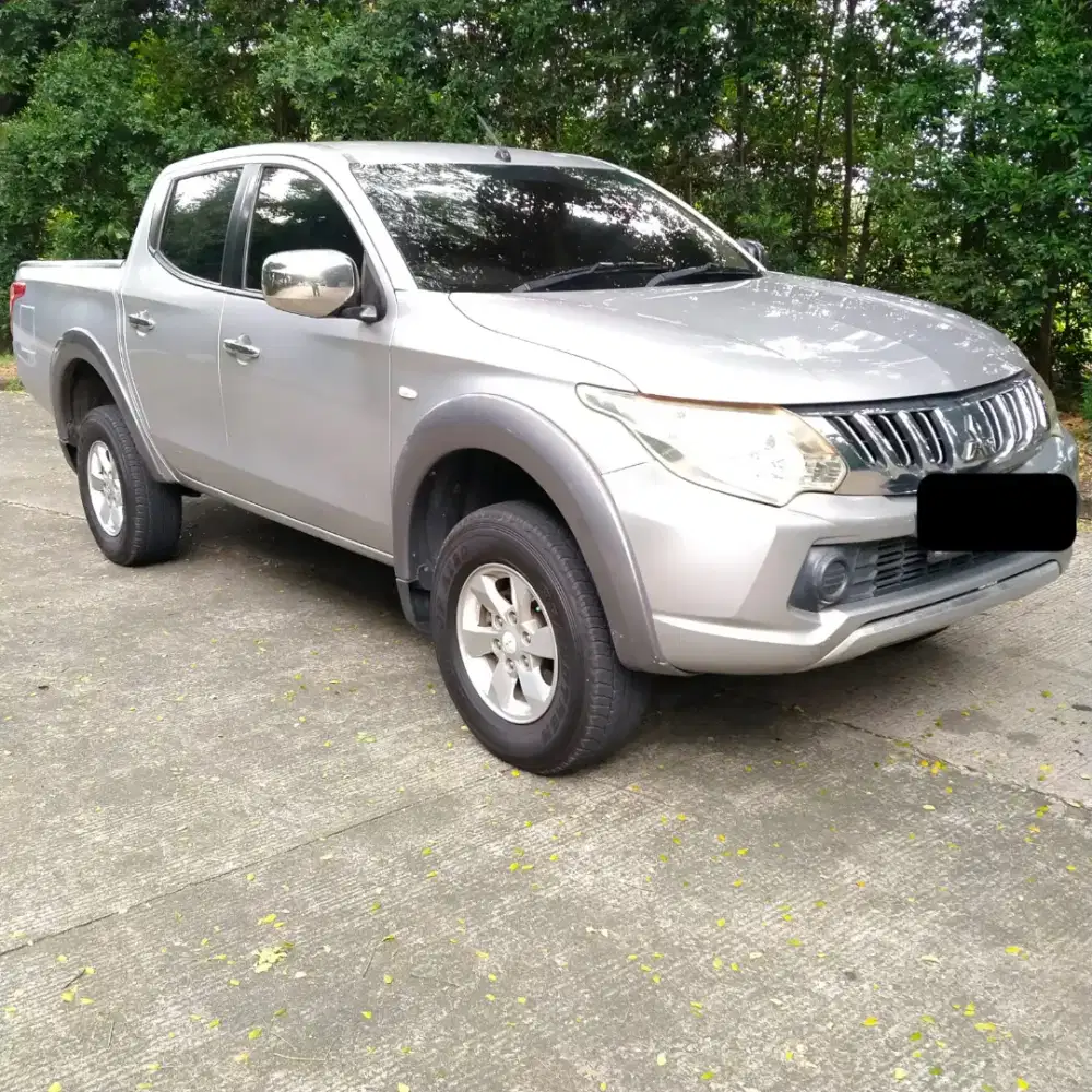 MITSUBISHI TRITON DC GLS 4X4 M/T 2016 NOPOL B JKT DLM KOTA ORIGINAL