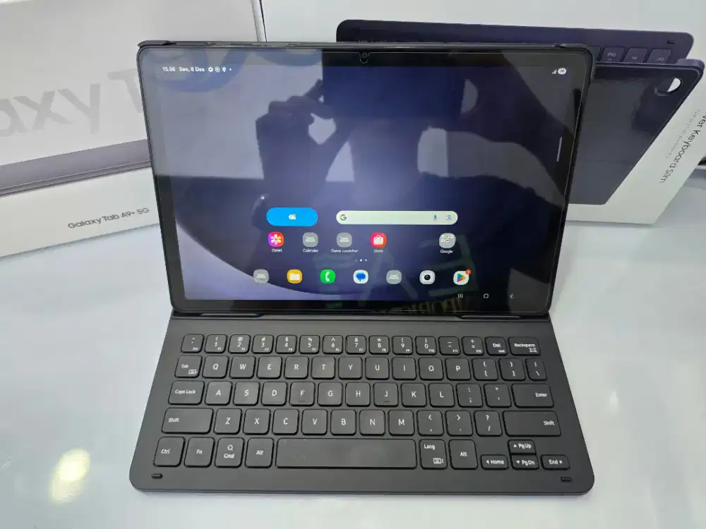 Samsung Tab A9+ 5G 8+8/128Gb + Keyboard Garansi SEIN 3 bln -MasterCom