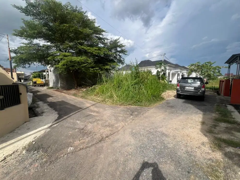 Tanah komersil strategis