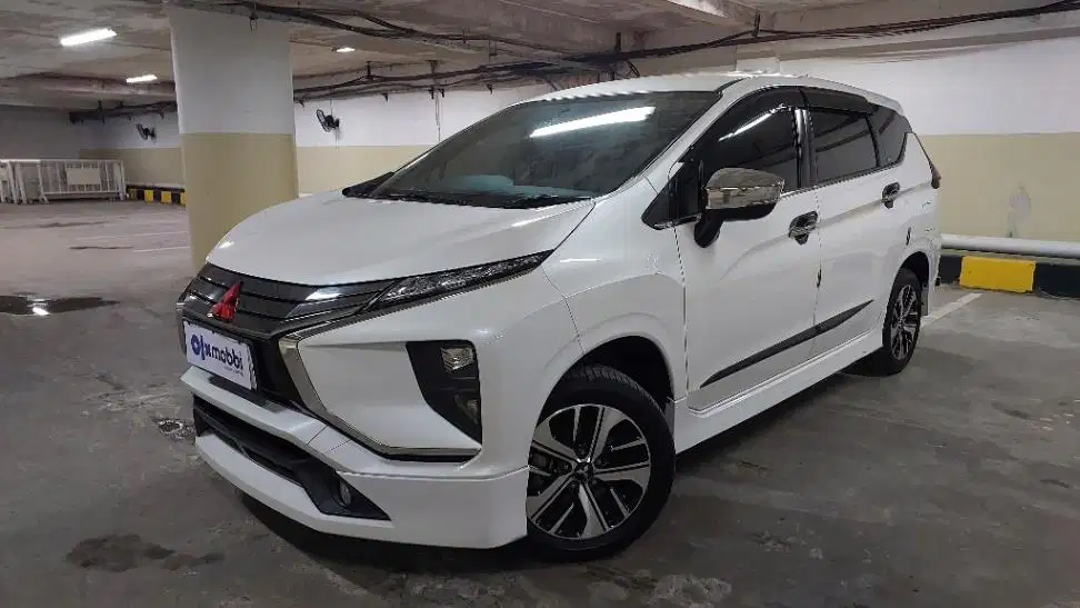 Mitsubishi Xpander  1.5 Ultimate Bensin-AT 2019 Silver