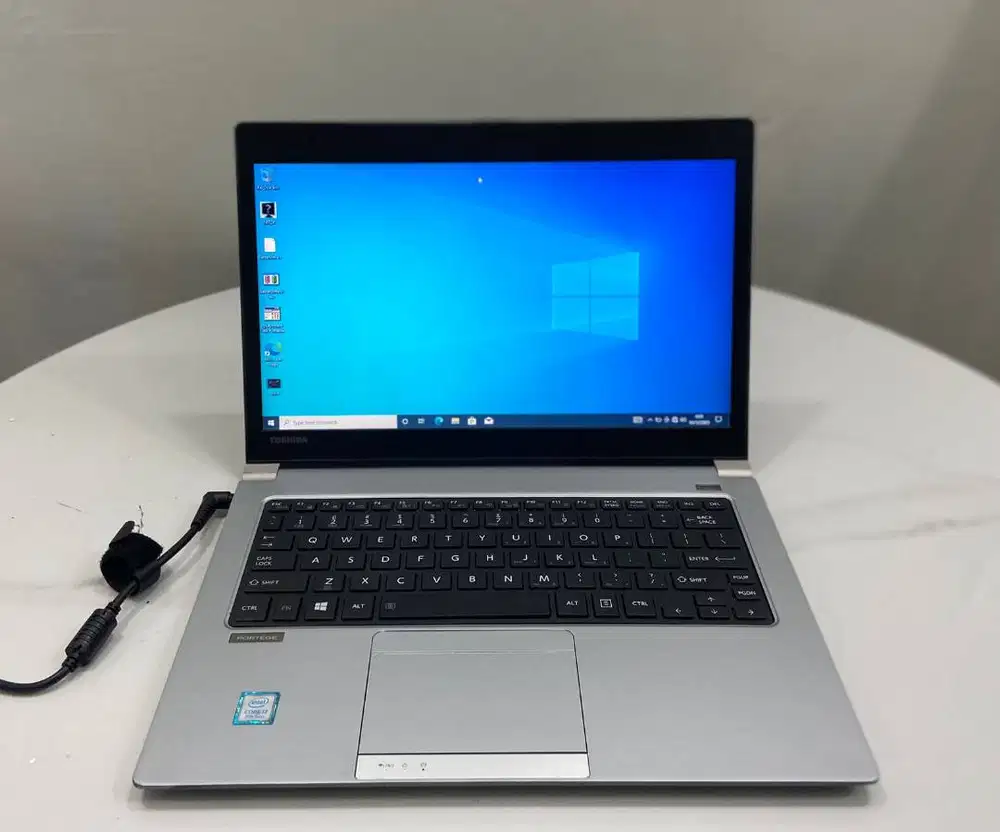 Laptop Toshiba Portage Z30 E Core i7 Gen8 8GB DDR4 13.3inch N-EC