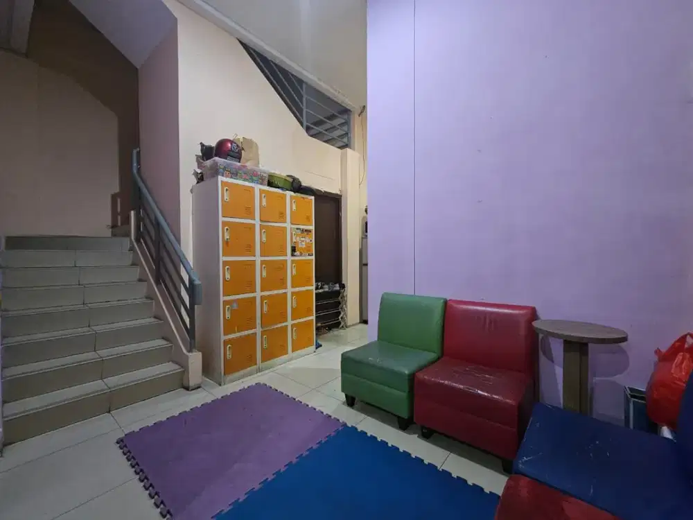Ruko 4 Lantai Berlokasi Strategis Cocok Untuk Klinik di Kelapa Gading Jakarta Utara