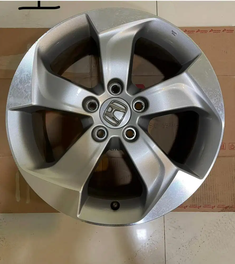 Velg Ring 17 Bawaan Honda HRV