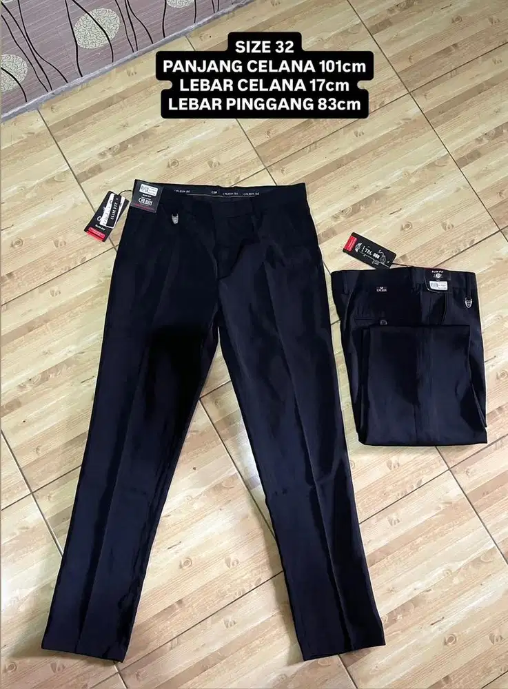 FORMAL HITAM MERK CALBIN MASIH BARU SZ 32