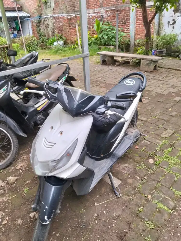 honda beat karbu tahun 2012