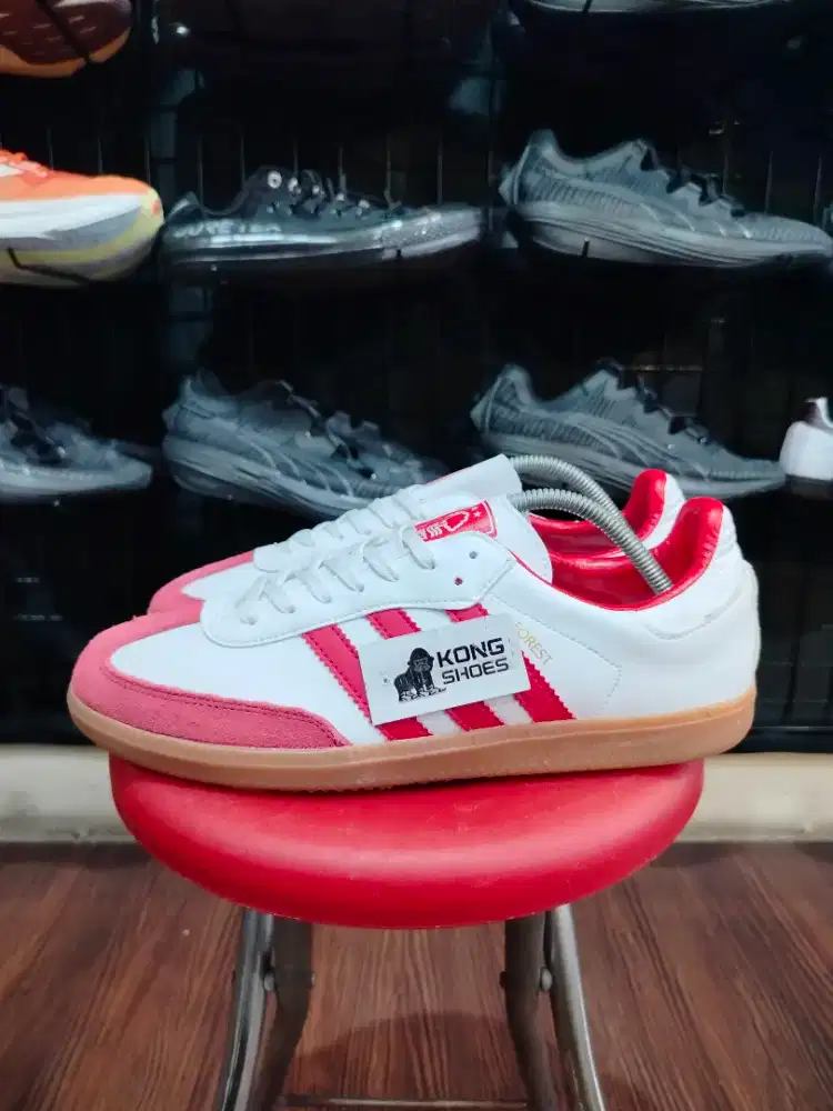 SEPATU NFFC X ADI SMBA FOREST STYLE WHITE RED 44
