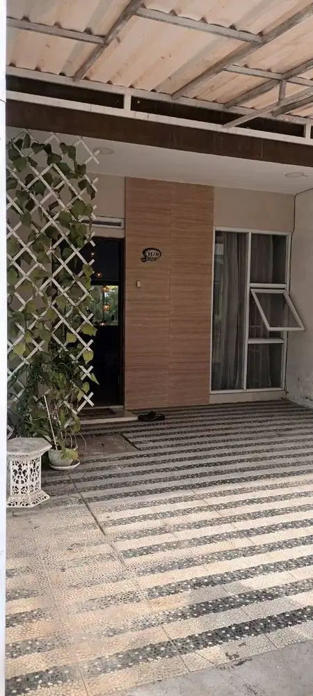 DIjual dan Over kredit 1 unit siap huni dan full furniture