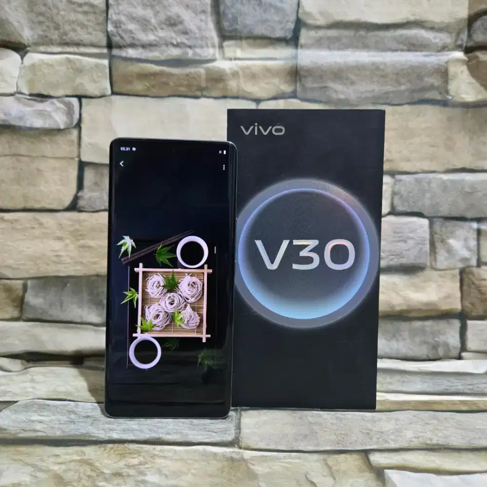 Vivo V30 5G 12/512 White Fulset segel mulus 98% minus LCD bintik