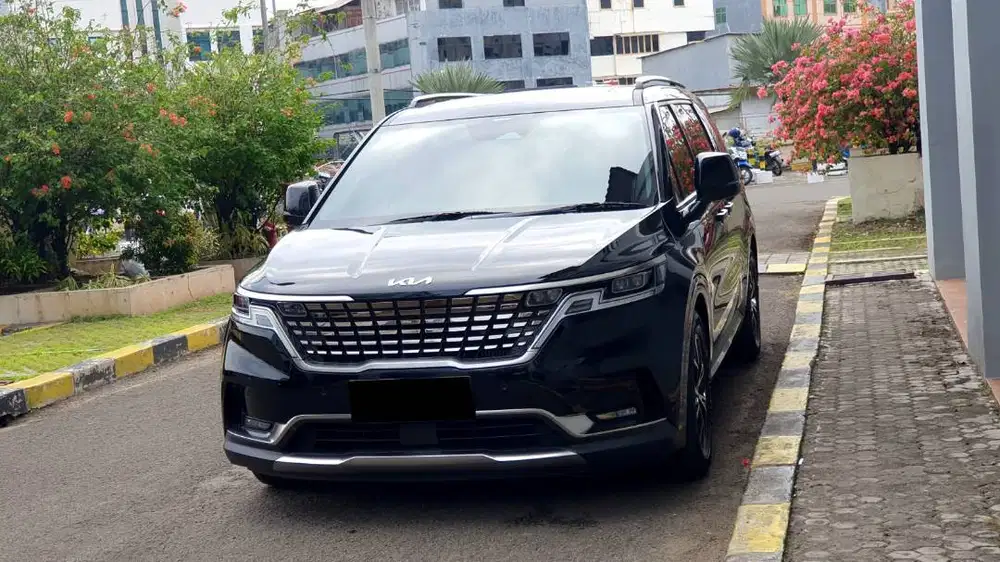[ GARANSI 5TH ] Kia Grand Carnival Premiere 2.2 11 Seater 2022/2023