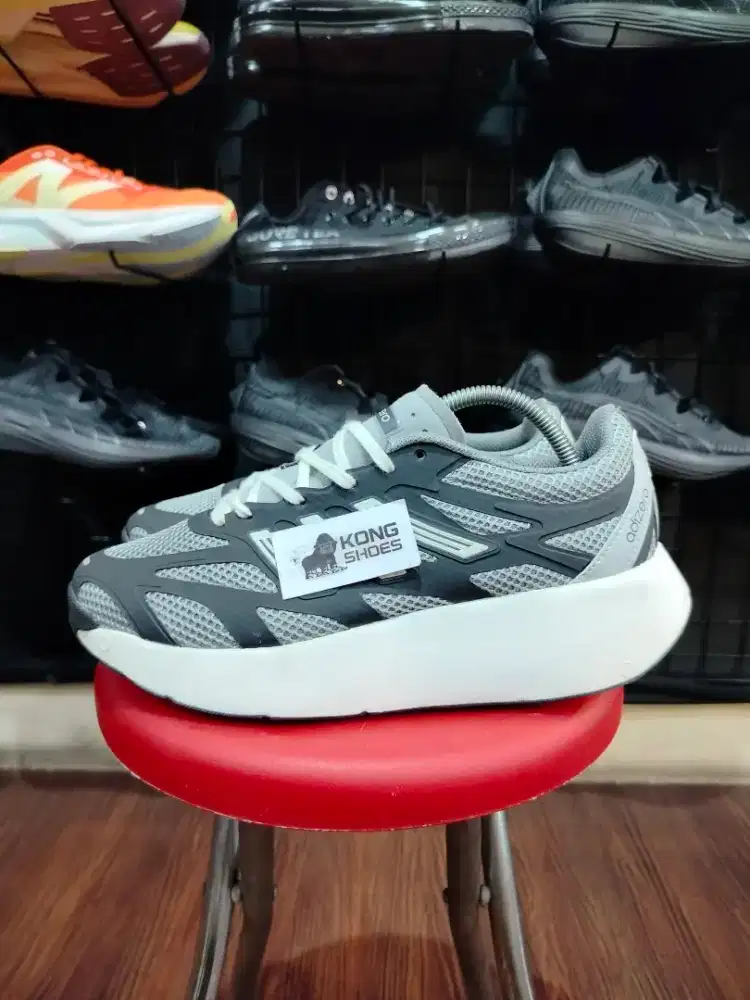 SEPATU ADIZERO ARUKU BLACK GREY WHITE 41 1/3
