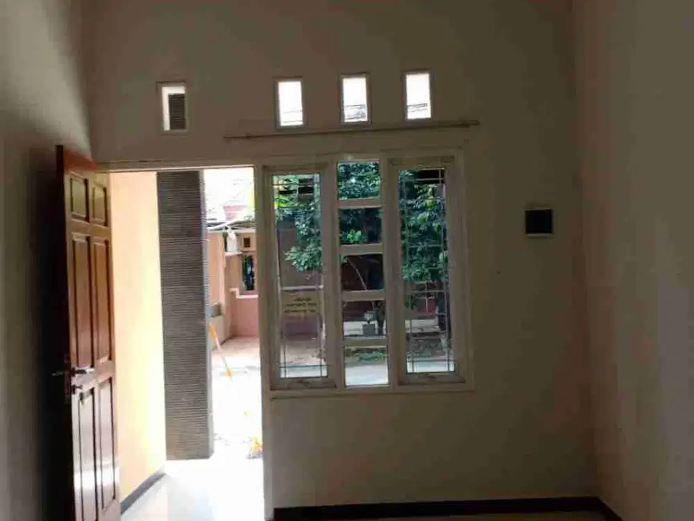 Dijual rumah Permata Tembalang dkt Kampus Undip