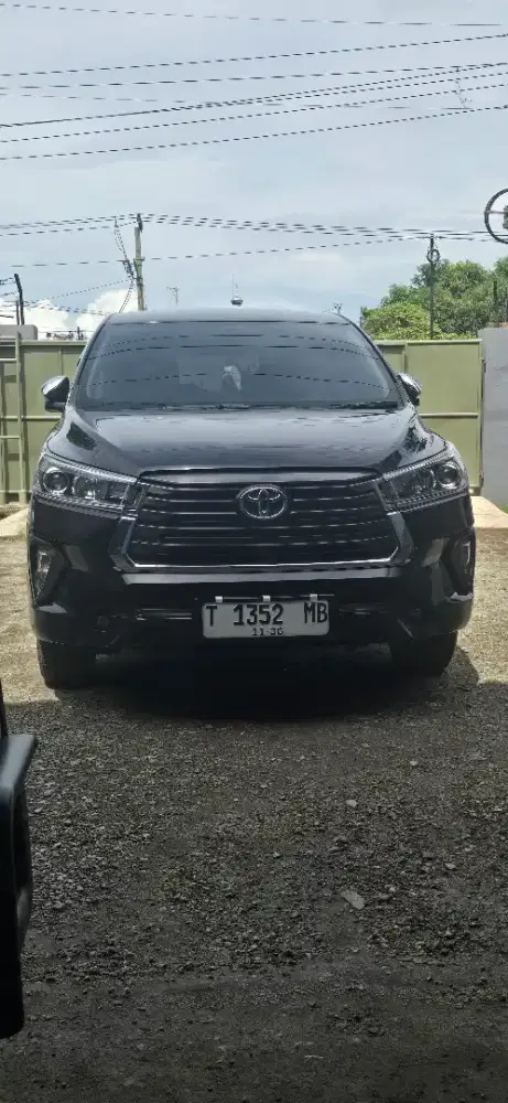 Forsale inova V luxury bensin spesial edisien