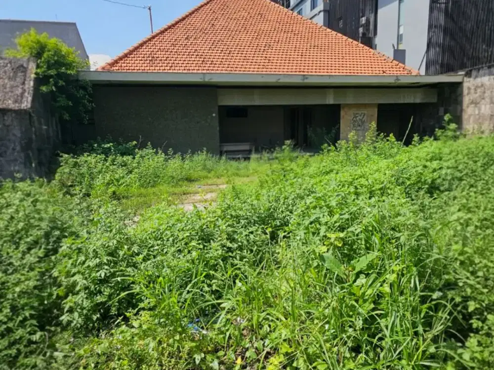 Rumah luas dijual di jalan ahmad yani sangat dekat simpang lima