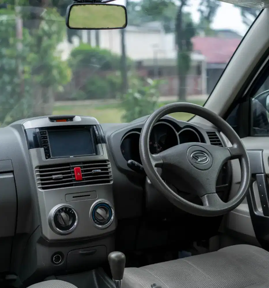 JUAL CEPET !! DAIHATSU TERIOS 1.5 TS MATIC 2013