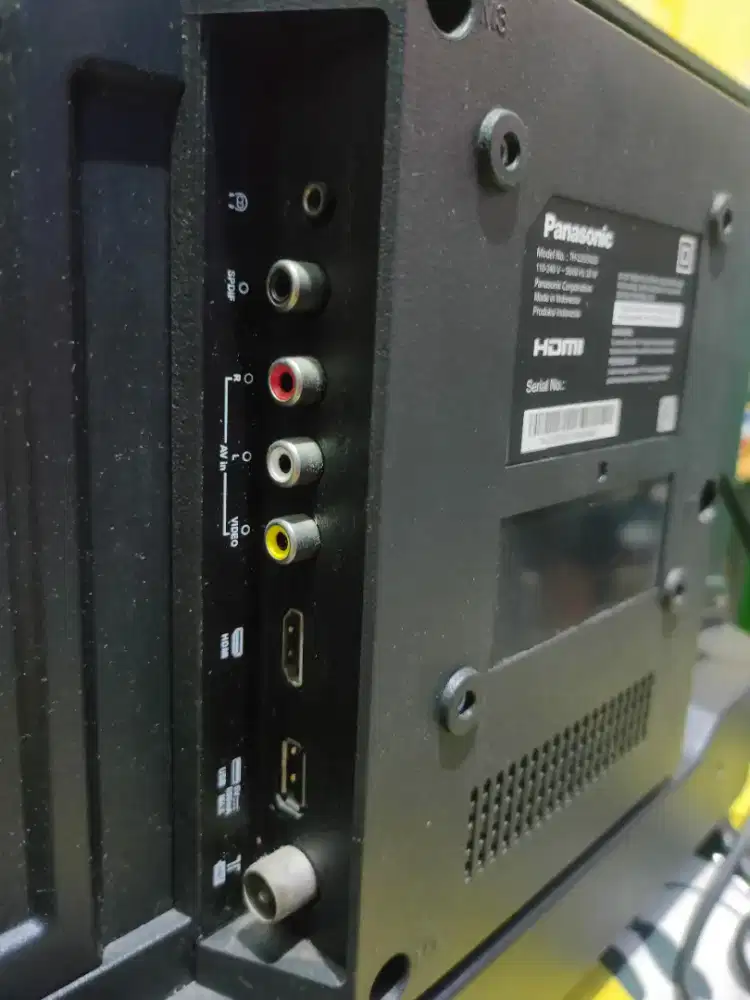 Televisi Panasonic G302 Ukuran 22 Inch