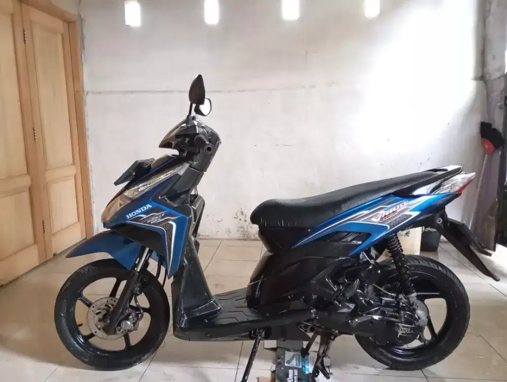 Vario 2011 komplit pajak ON