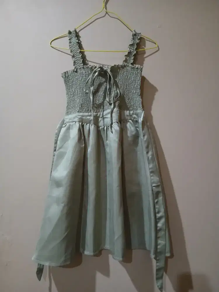 PRELOVED: Mini Dress Smocked