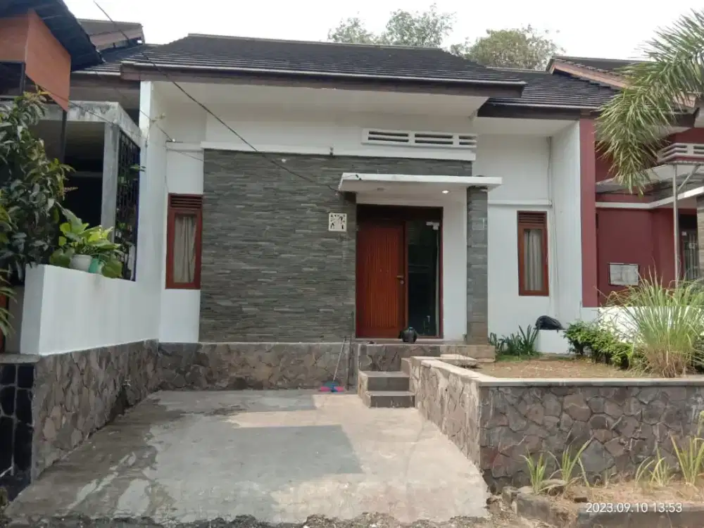 Disewakan satu buah rumah