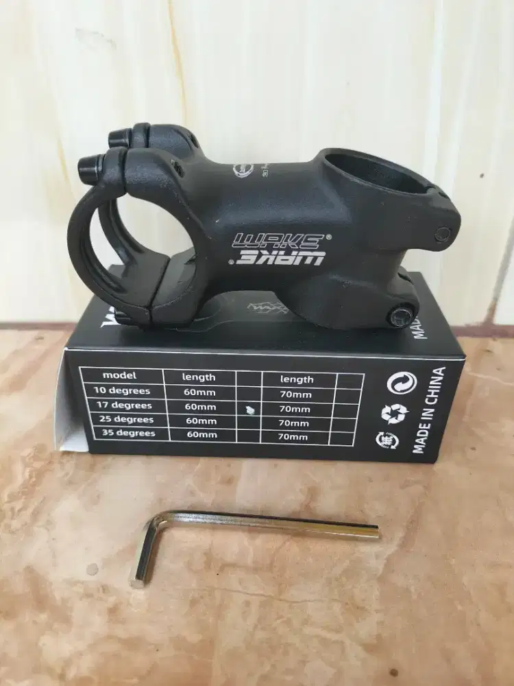 Stem sepeda Wake 60mm 17