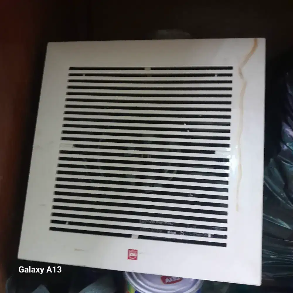 Exhausfan KDK model 24 CHF