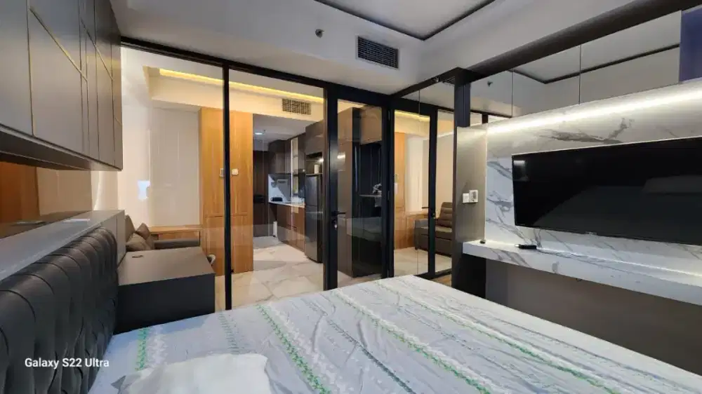 Sewa apartemen the smith 1 kamar setahun dekat binus