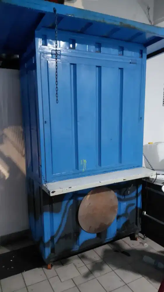 Booth kontainer jualan