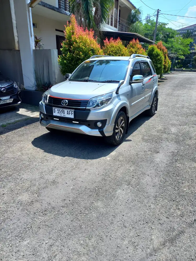 Toyota Rush 2017 Bensin