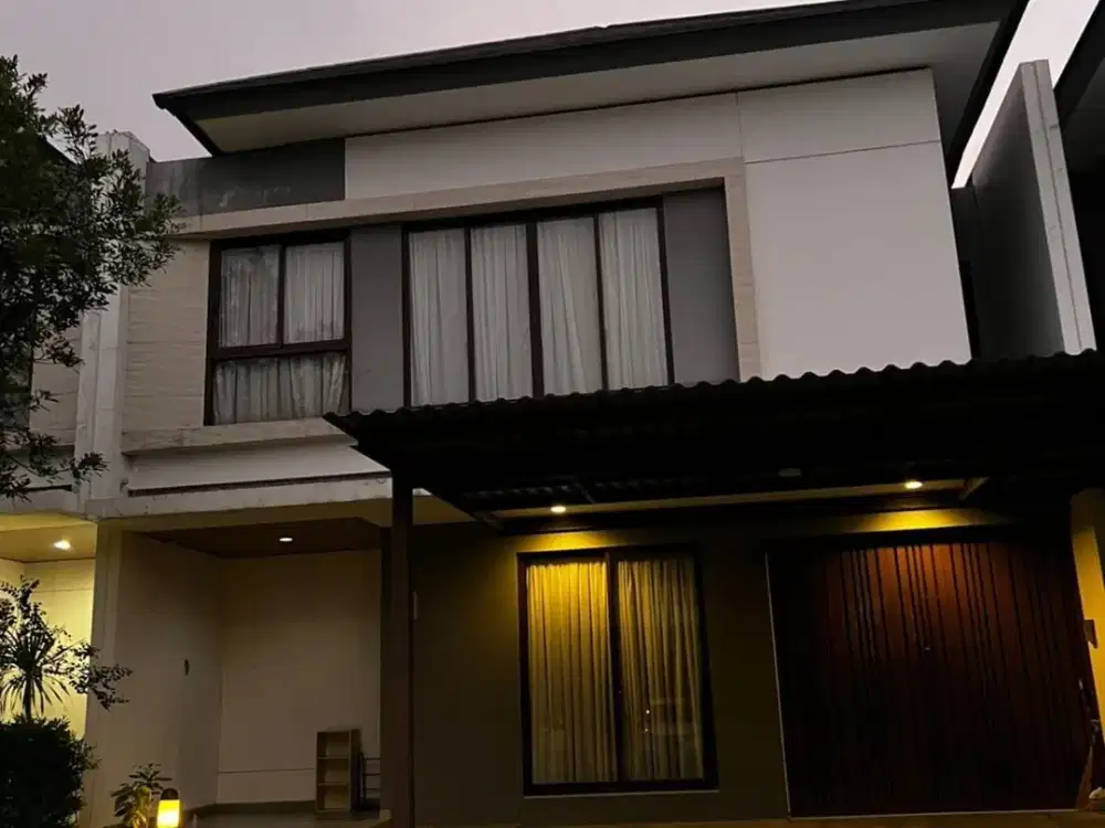 Disewakan Cepat Rumah Full Furnished Kamar 4+1  di Amata Mozia BSD