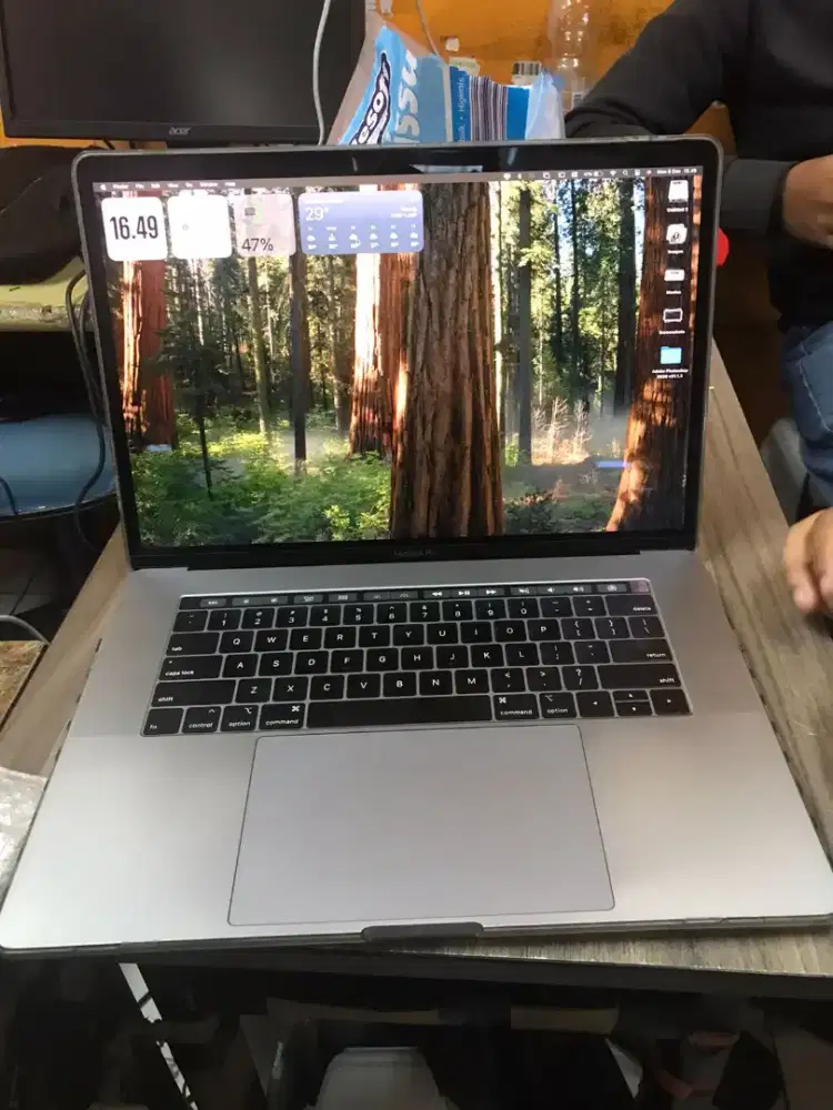 Laptop MacBook Pro Core i9
