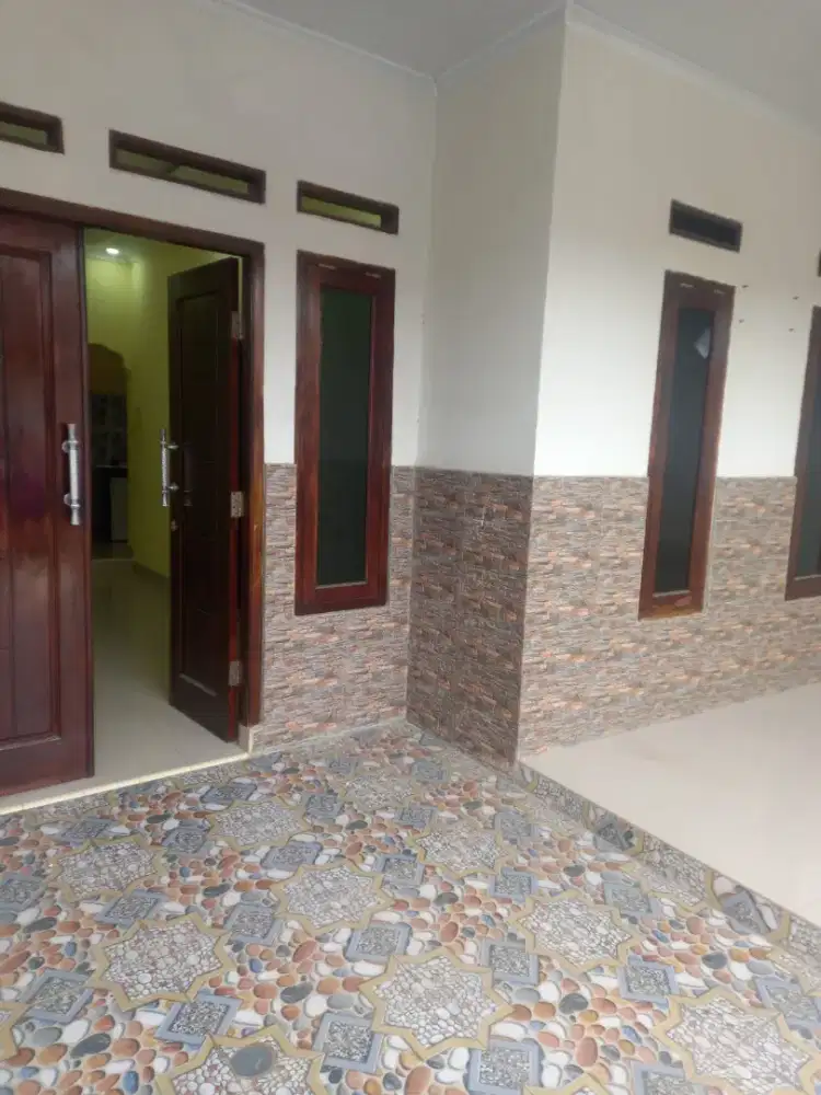 Di kontrakan rumah di perumahan villa cileungsi asri 2
