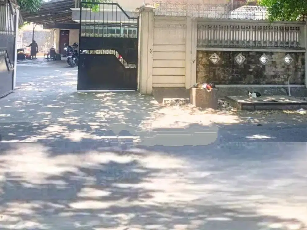 JUAL CEPAT TERMURAH Dijual Rumah Hitung tanah Jl. Kawi, Surabaya