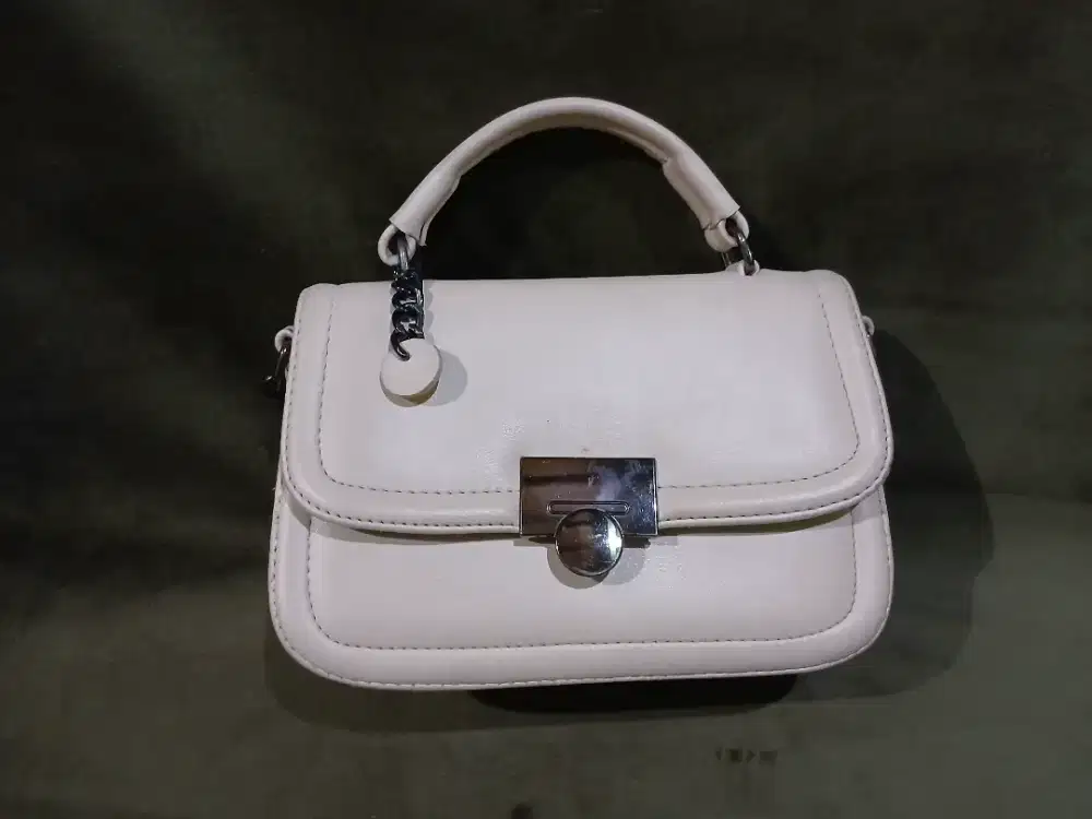 Tas Mini Elegan Rantai