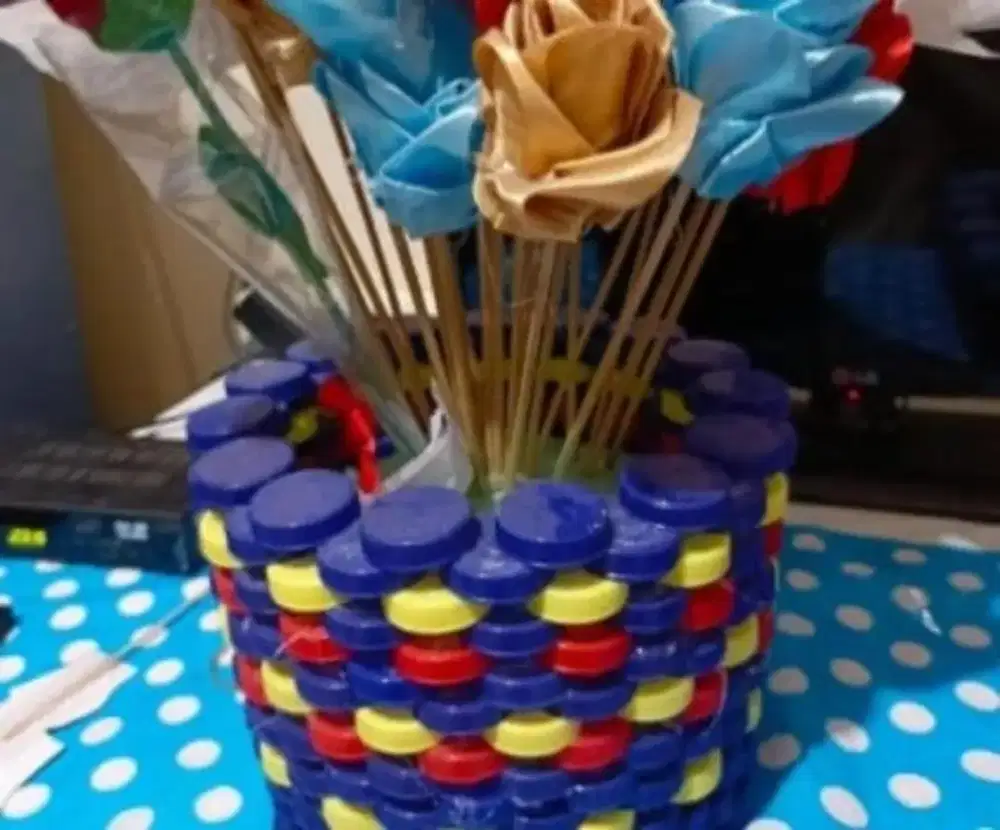 Vas Bunga Handmade dari Tutup Botol (Eco Craft / Daur Ulang)*