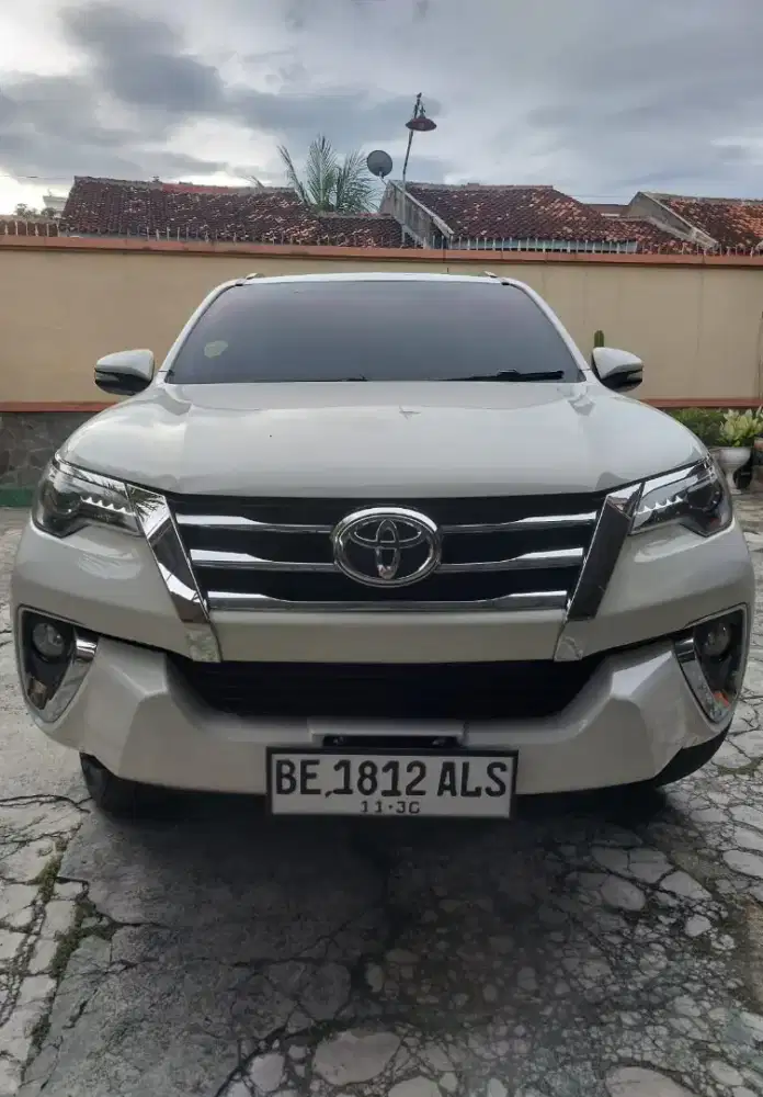 TOYOTA FORTUNER VRZ