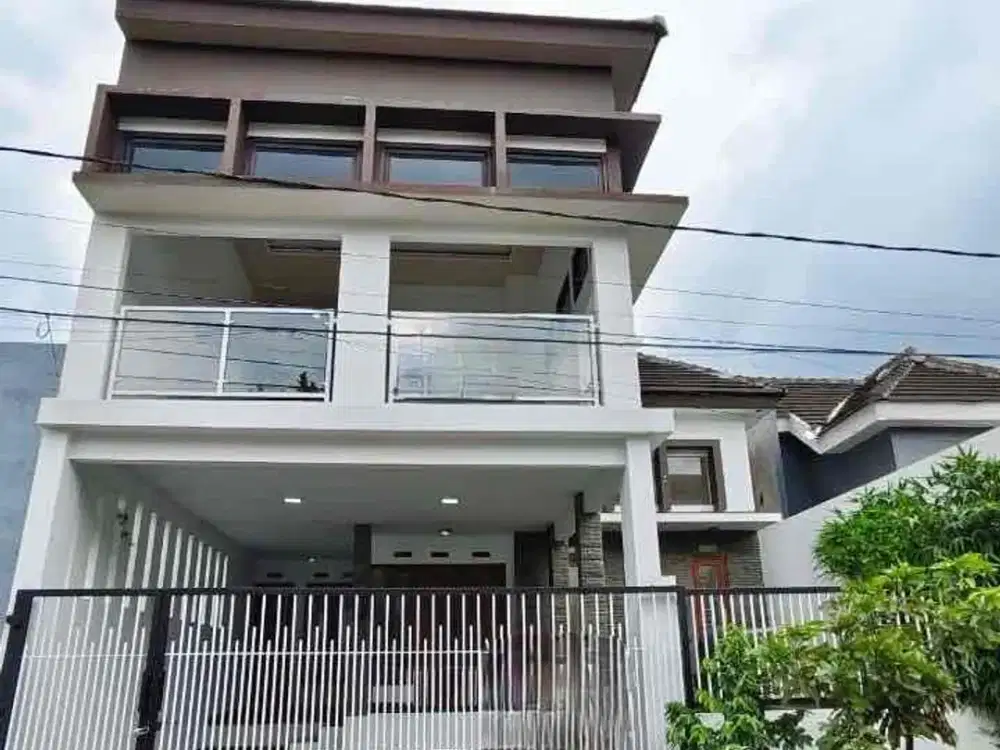 rumah villa baru 5 kamar murah mewah tirtasani karangploso malang