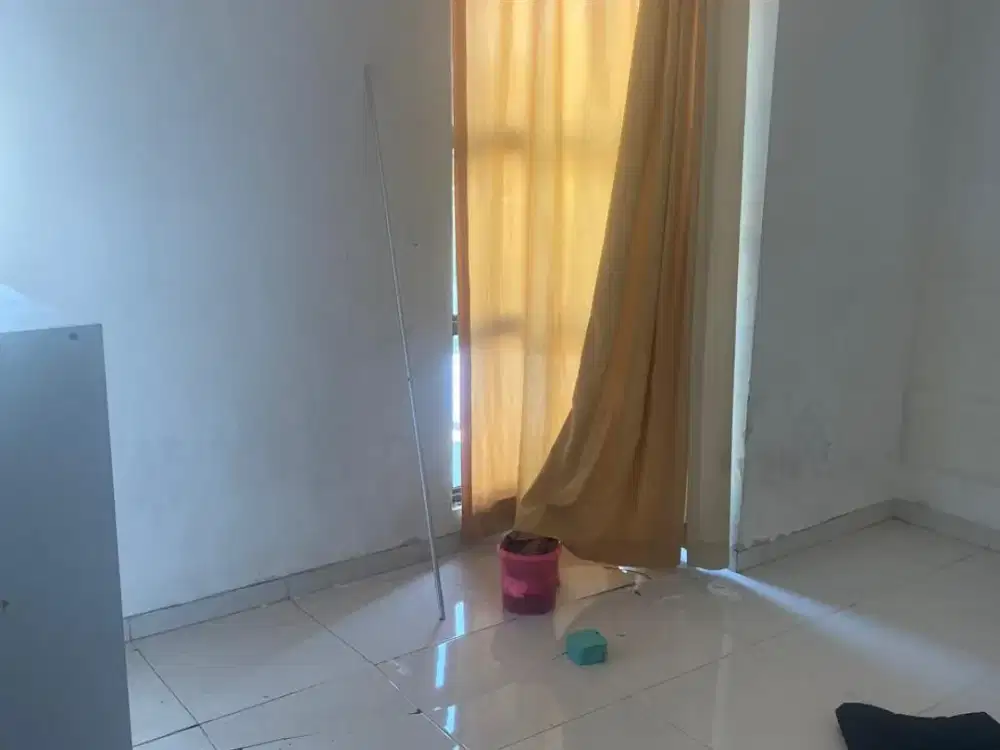 Dijual Rumah Dalam Cluster Lebar 6 Siap Huni 2 Lantai Metland Menteng